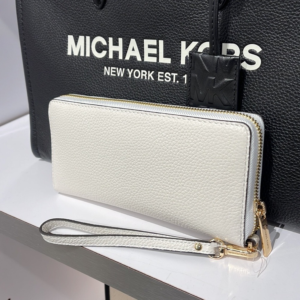 Michael Kors Jet Set Travel Large Travl CONTINENTAL NWT - Picture 11 of 16